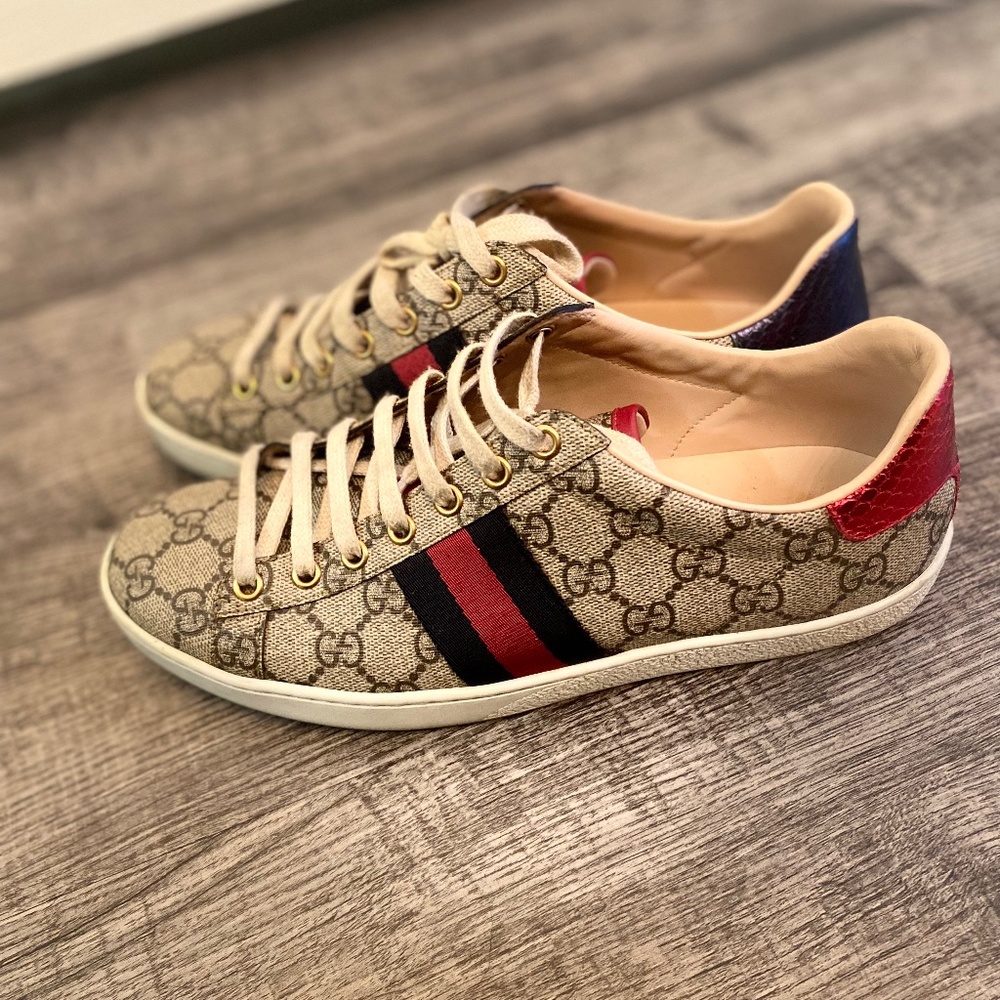 Gucci shoes